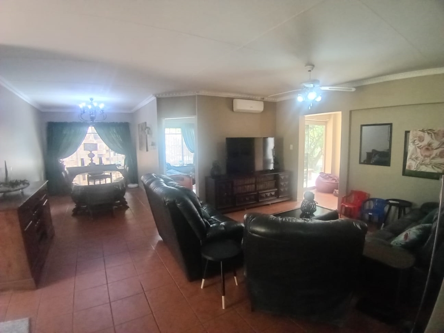 4 Bedroom Property for Sale in Cashan North West